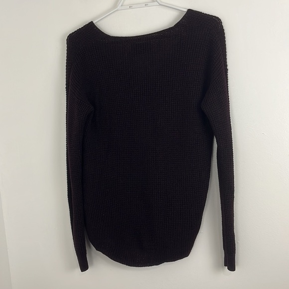 Aritzia Wilfred Free Wolter 100% Merino Wool Purple V-Neck Waffle Sweater - Picture 7 of 7